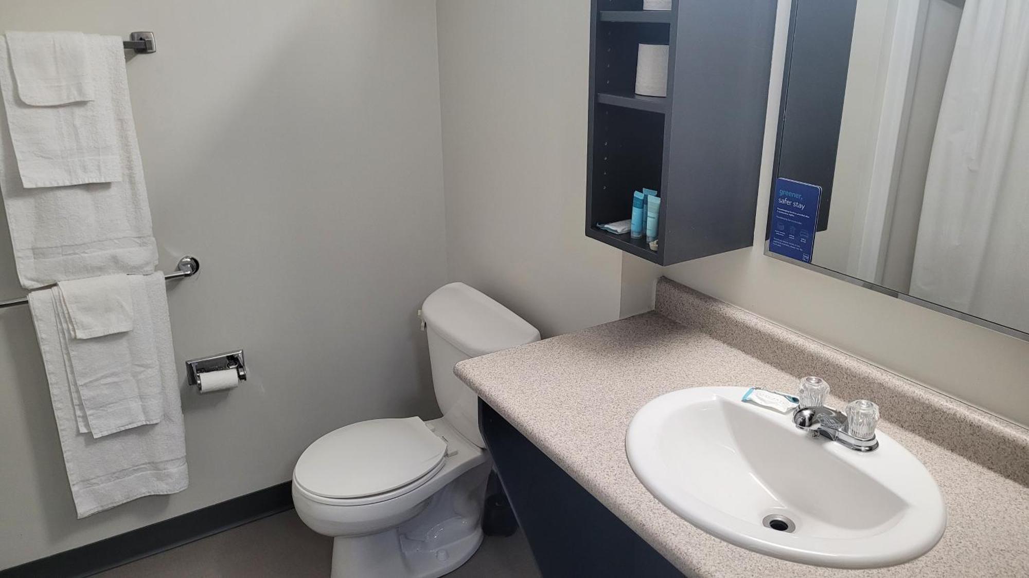 Residence & Conference Centre - Brockville Luaran gambar