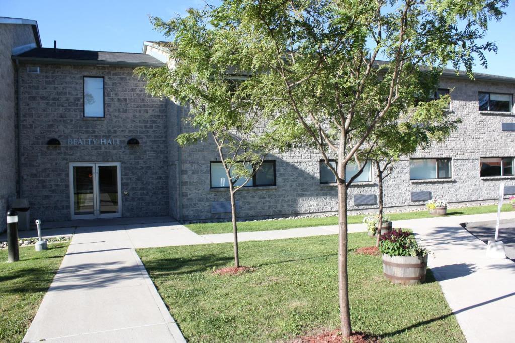 Residence & Conference Centre - Brockville Luaran gambar