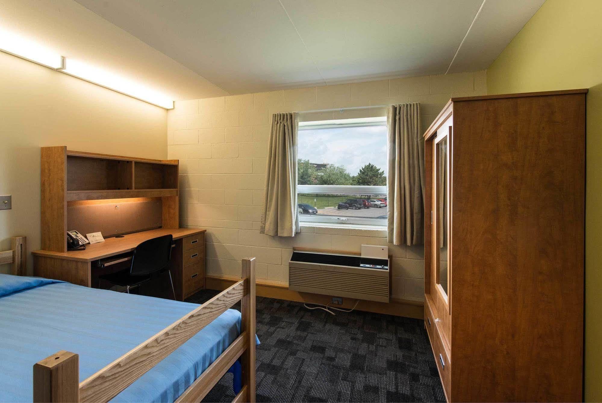 Residence & Conference Centre - Brockville Luaran gambar